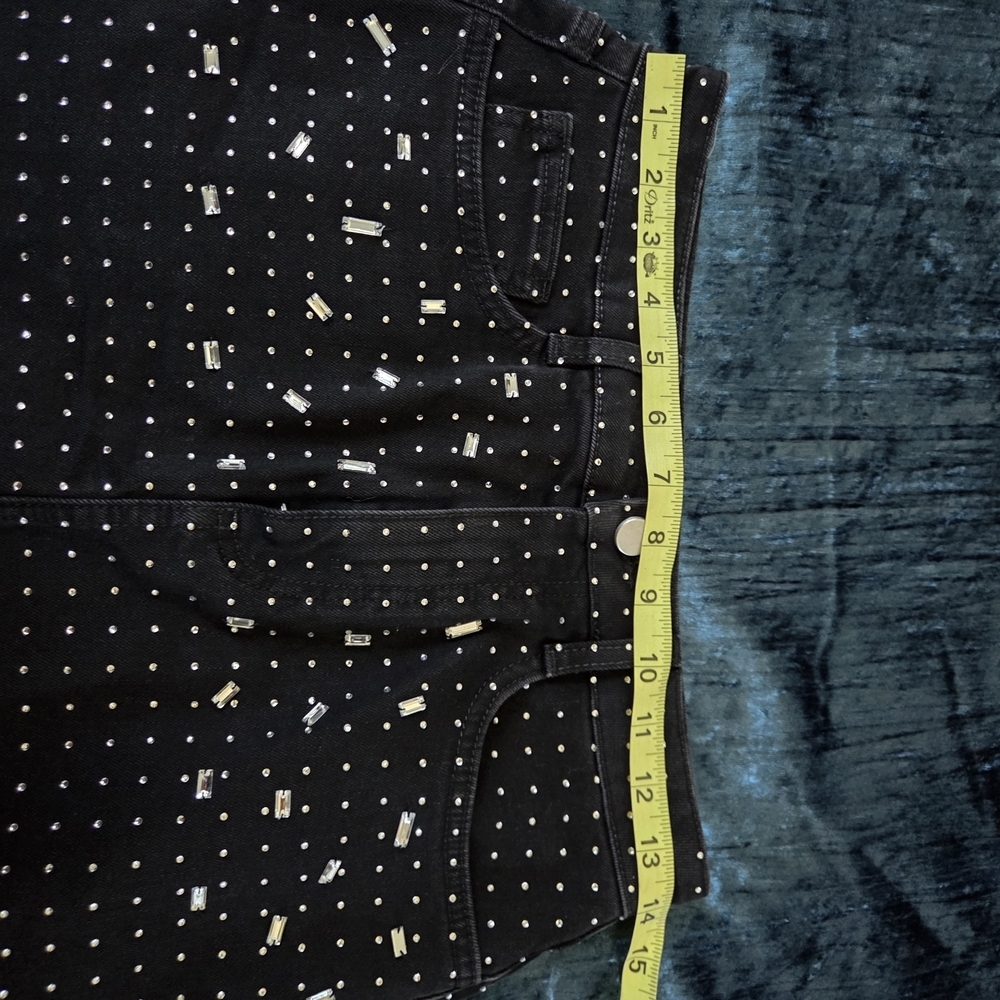 Stylish Black Studded Skirt - Picture 4 of 4